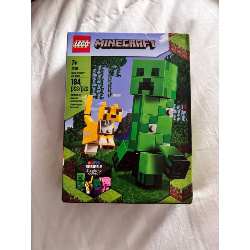 LEGO Minecraft: Bigfig Creeper and Ocelot - Sealed and Unopened - 184 pieces